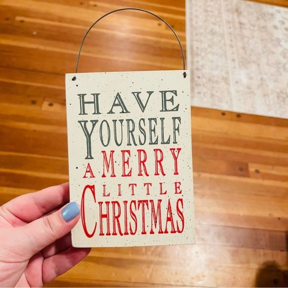 Mini Christmas Hanging Sign - Picture 4 of 6